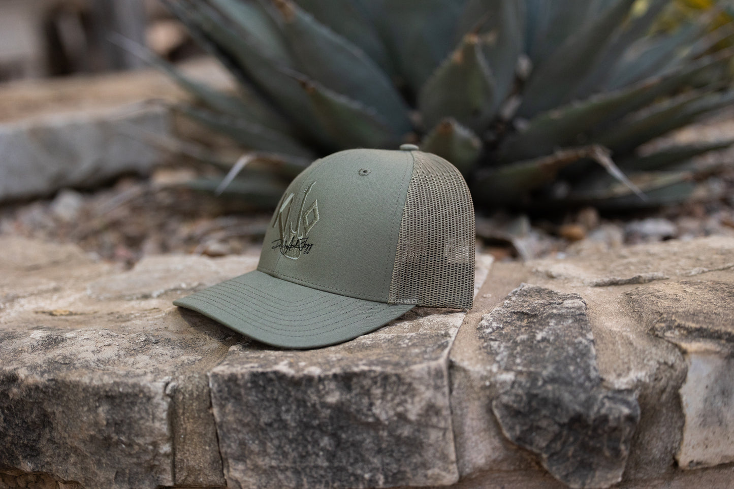 KILO LOGO HAT